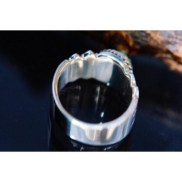 Indian Jewelry オーバルカボションカット ターコイズ装飾 マウンテン