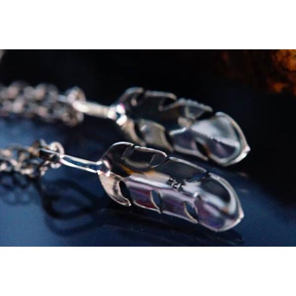 Indian Jewelry イーグルフェザー(鷲の羽) ツタ模様彫りブレイク