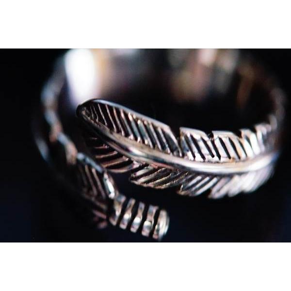 Indian Jewelry フェザー(羽)ラウンド シェブロン(ギザギザ)カット