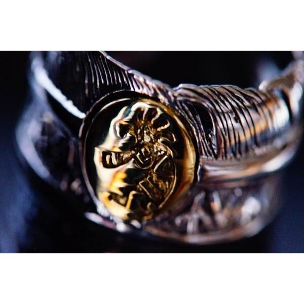 Indian Jewelry イーグルフェザー(鷲の羽)・ラウンド型デザイン