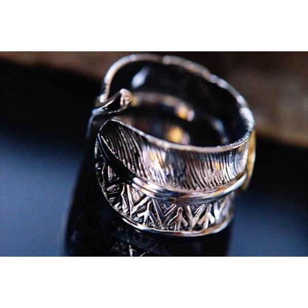 ココペリ リング ネイティブ インディアンジュエリー風 シルバー×ゴールド Indian Jewelry イーグルフェザー(鷲の羽)・ラウンド型デザイン