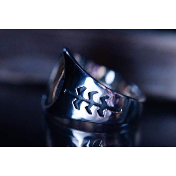 Indian Jewelry ココペリ(精霊) コーン(トウモロコシ)透かし彫り 