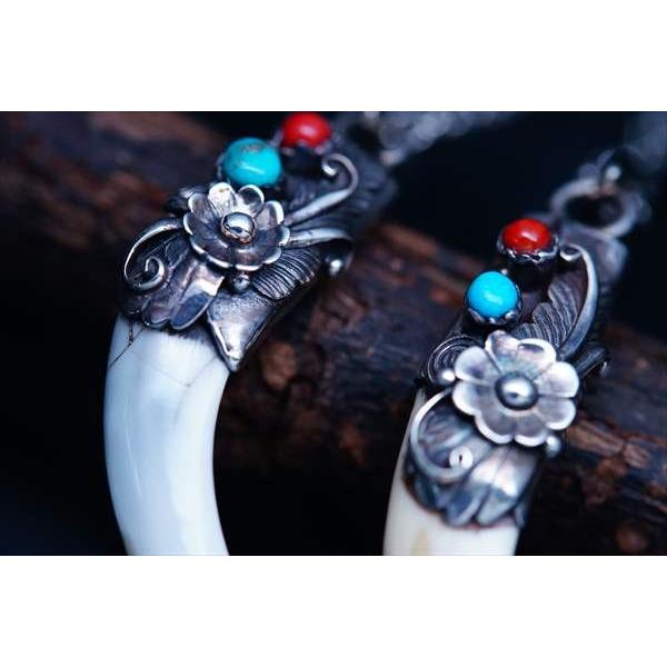 Indian Jewelry インディアンジュエリー 牙 牛 骨 天然石 Indian Jewelry インディアンジュエリー 牙 牛 骨 天然石