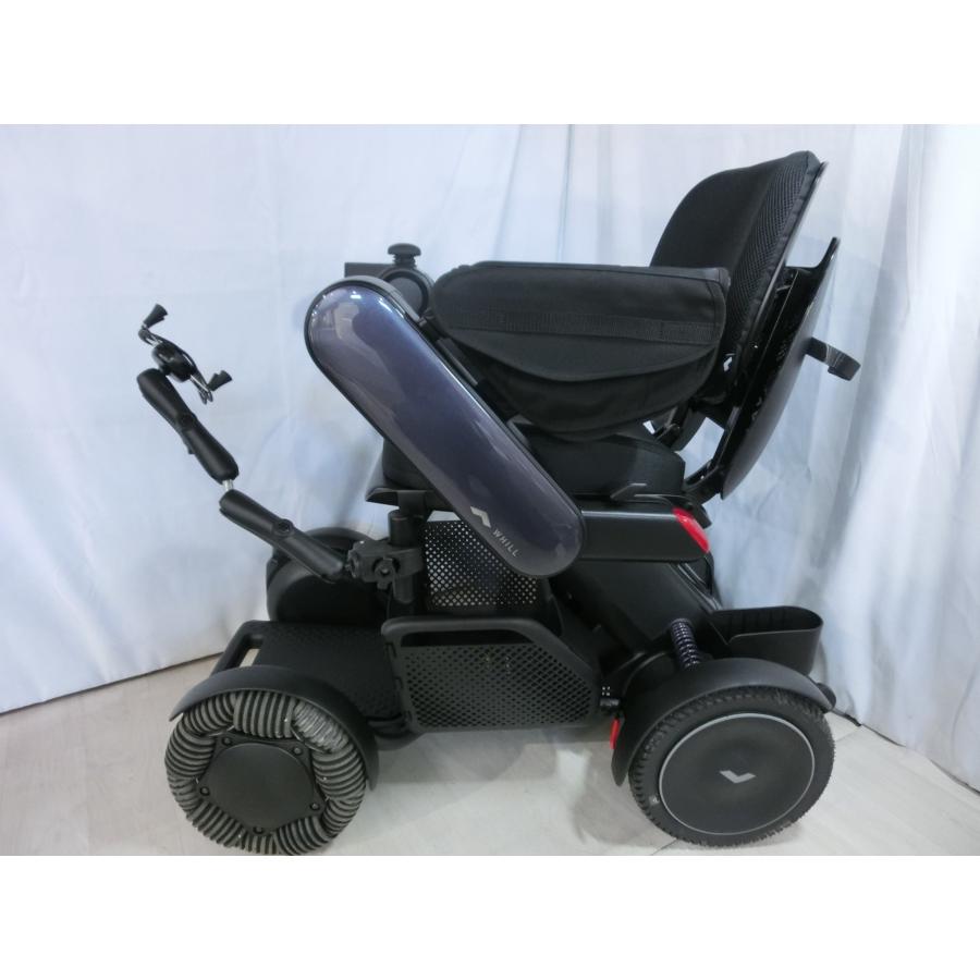 新品/未使用 25年製 WHILL 電動車いす 車椅子 折りたたみ 右コントローラ スマートキー バッテリー 耐荷重115kg Model C2 Series [0461] |  | 04