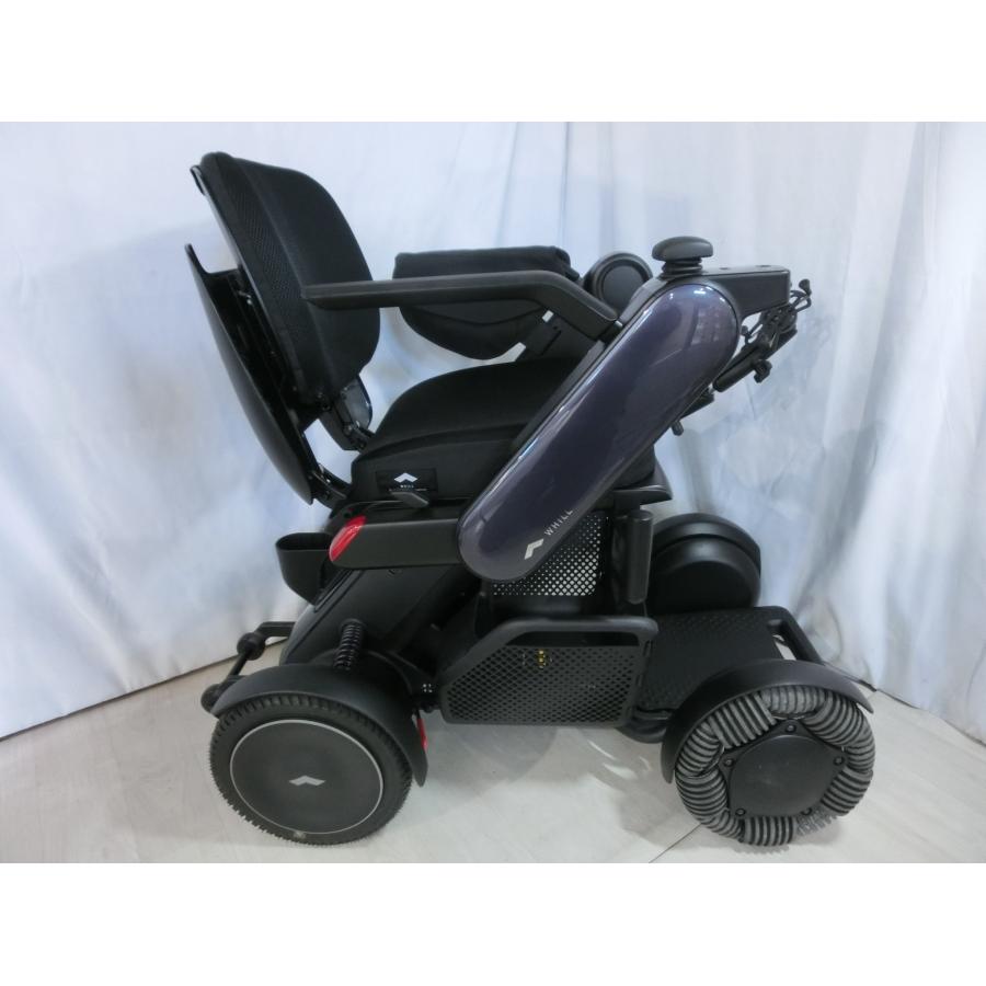 新品/未使用 25年製 WHILL 電動車いす 車椅子 折りたたみ 右コントローラ スマートキー バッテリー 耐荷重115kg Model C2 Series [0461] |  | 05