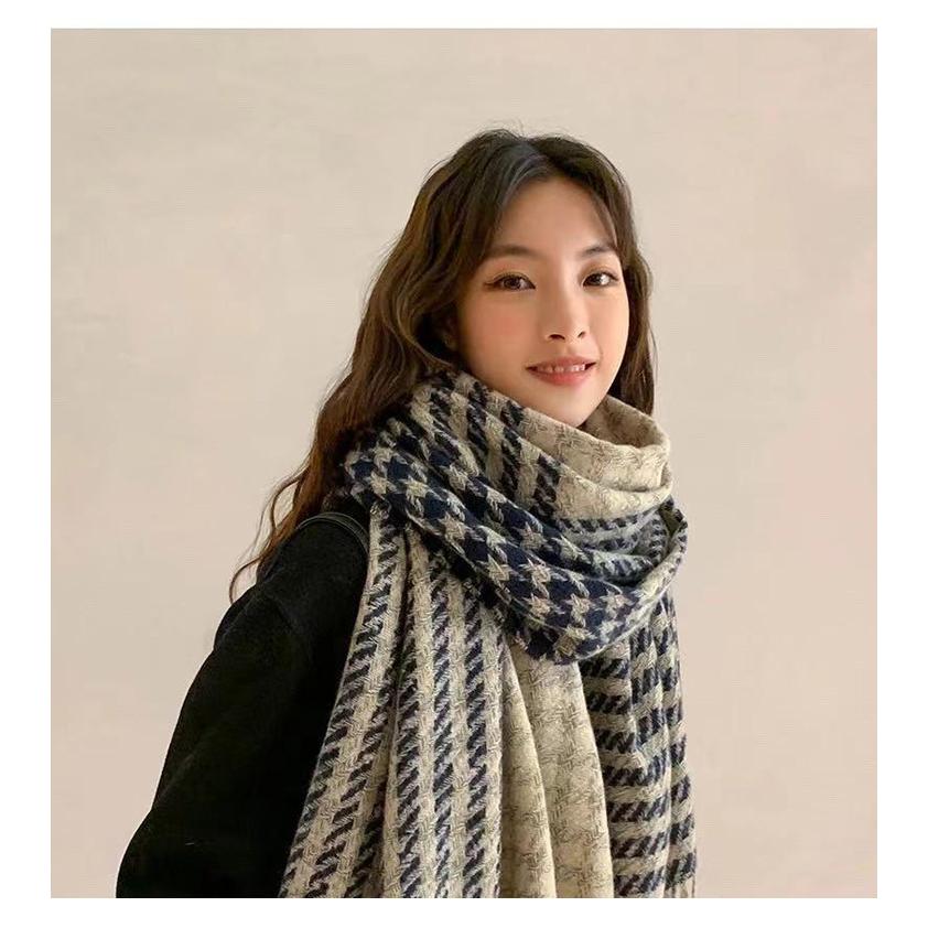 マフラー レディース チェック柄 無地 秋 冬 40代 かわいい ロング ボリューム ロングマフラー お揃いコーデ ギフト クリスマス フリンジ 20代 30代 50代 :109050887:ファッションイン - 通販 - Yahoo!ショッピング マフラー レディース チェック柄 無地 秋 冬 40代 かわいい ロング ボリューム ロングマフラー お揃いコーデ ギフト クリスマス フリンジ 20代 30代 50代 :109050887:ファッションイン - 通販 - Yahoo!ショッピング