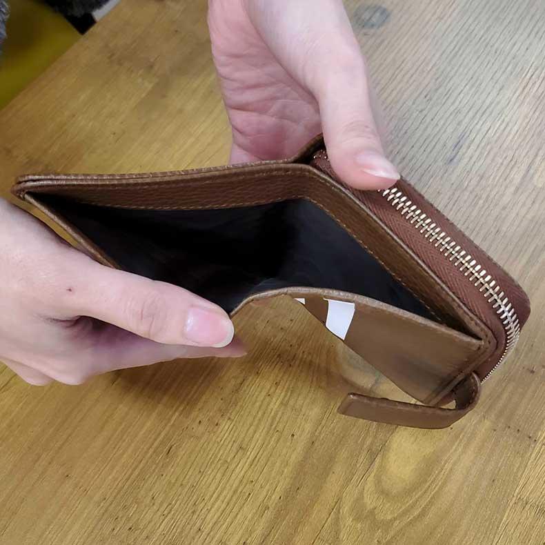 GUCCI グッチ 財布 二つ折り財布 オリジナル GG柄 アウトレット GUCCI グッチ 財布 二つ折り財布 オリジナル GG柄 アウトレット