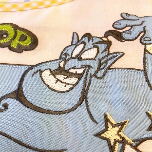 エプロン ディズニー アラジン ジーニー キャラクターサイドボタンアップリケエプロン 保育士 介護士 M L 1点までメール便可 11 7016 サンキ インターネット販売店 通販 Yahoo ショッピング