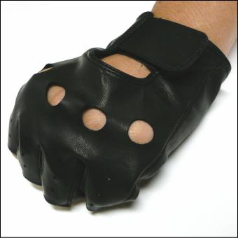 レザーフィンガー グローブ ロック手袋 革 ビョウ ブレス 鋲 パンク Punk ロックファッション タイト サロン スケート スケボー バイカー Daigo Acst0033 Fatmoes 通販 Yahoo ショッピング