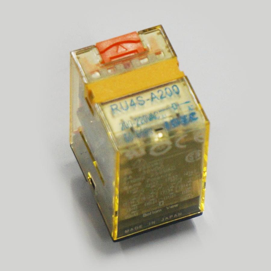 IDEC　RU4S-A200　ユニバーサルリレー　ソルダ端子　ラッチングレバー有　標準形（動作表示LED有）　AC200-220V　接点構成4c | 