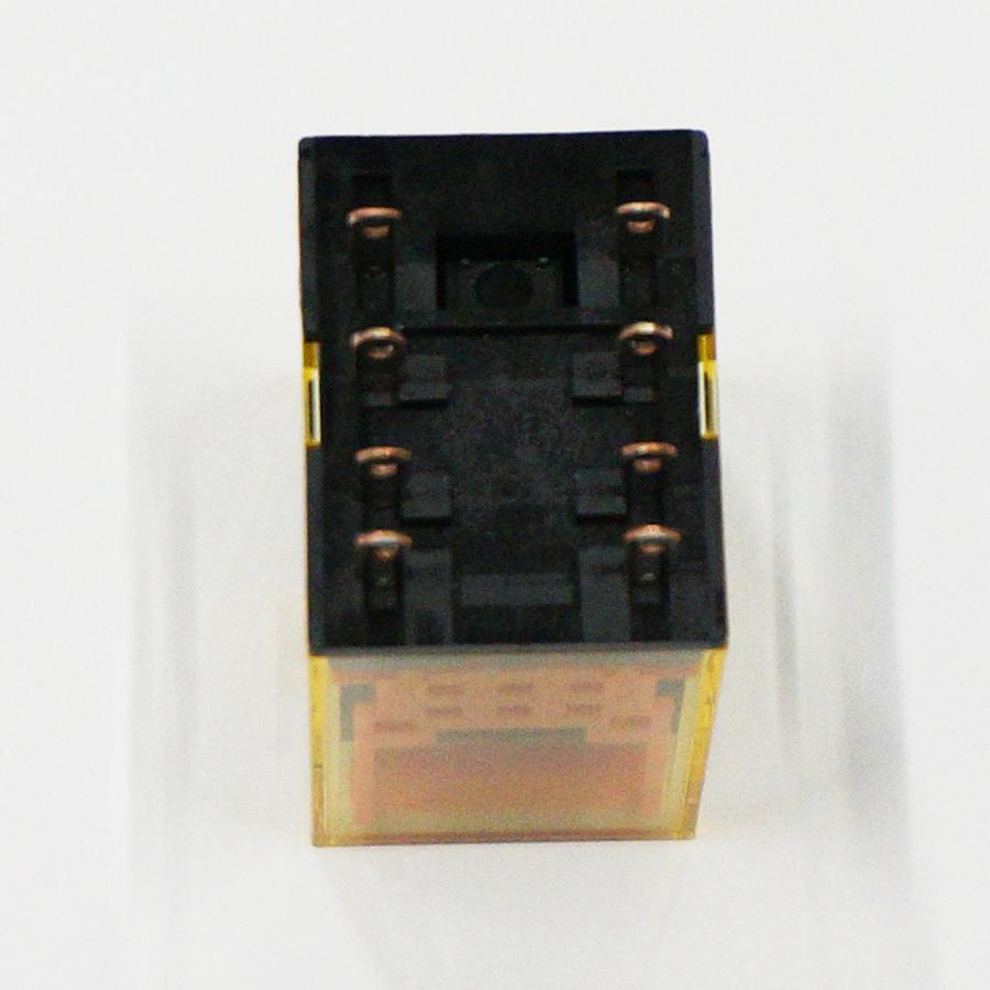 IDEC　RU2S-D24　ユニバーサルリレー　シングル接点　ソルダ端子　2極　ラッチングレバー有　標準形（動作表示LED有） |  | 01
