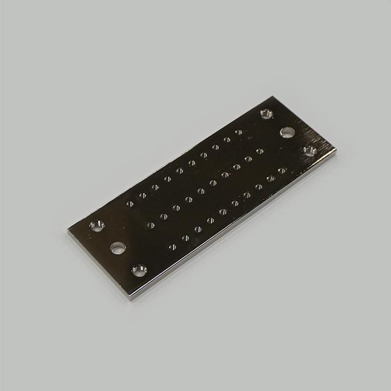 篠原電機 EBA-60-30E アースバー サイズ：幅60x長さ170x厚さ6mm