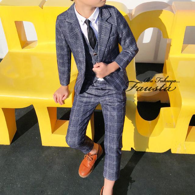 キッズ スーツ 120 130 男 セレモニースーツ 子供 卒園式 入学式 男の子 フォーマルスーツ 5点セット チェック柄 R028 |  | 02
