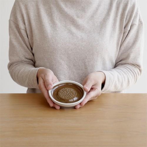 もとしげ おろし器 小 10cm 陶器 セラミック おろし しょうが わさび