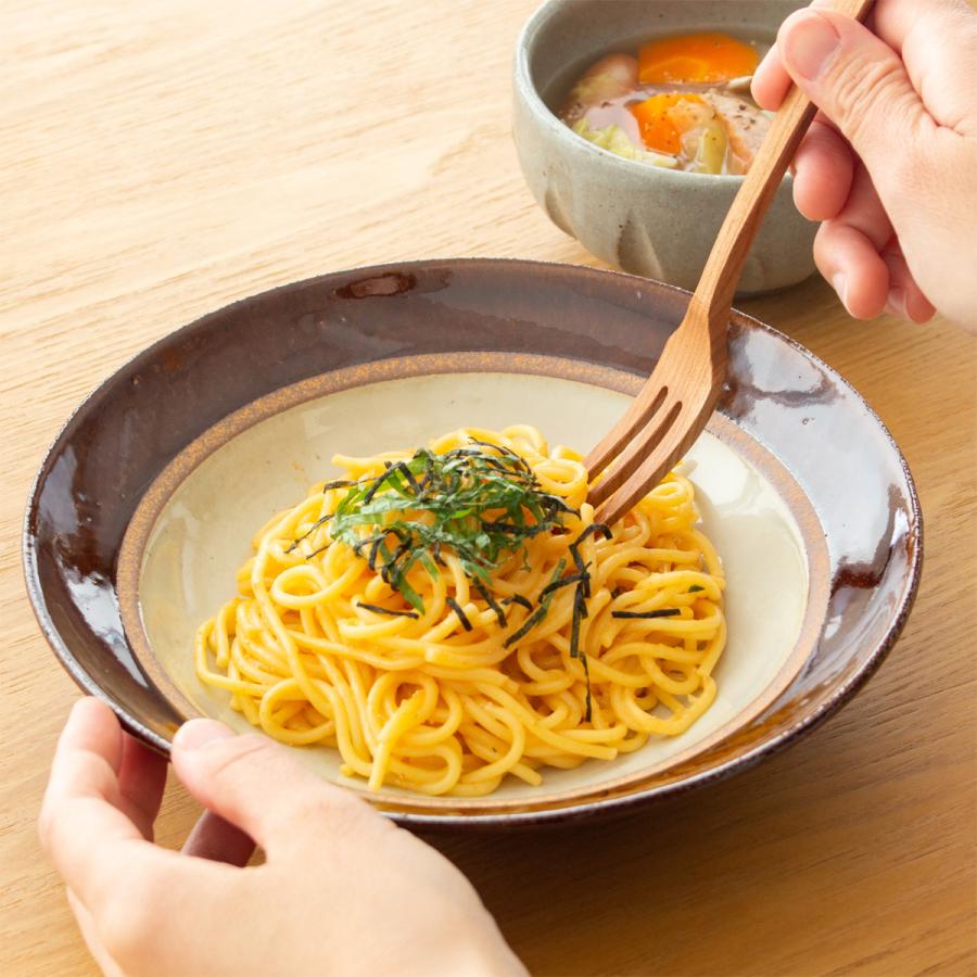 12/19〜22はポイント10倍／ 窯元 とら喜き パスタプレート 21cm リム皿