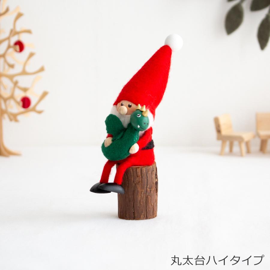 今季完売】ノルディカニッセ ドラゴンを抱えたサンタ ＋ 丸太台 セット