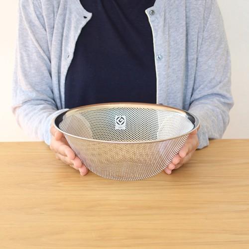 柳宗理 ＼2/22はポイント10倍／ 柳宗理 パンチングストレーナー ざる