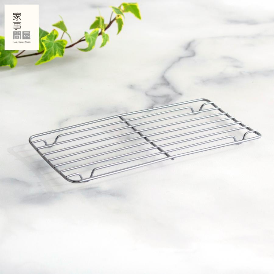 家事問屋 スリムバット用アミ ステンレス スリム 網 脚付き 揚げ物 油切り キッチンツール 日本製 Made In Japan Favoritestyle キッチン 雑貨 通販 Yahoo ショッピング