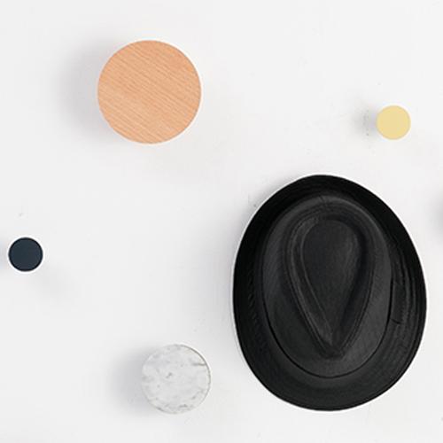 ＼11/15・16はポイント10倍／ 壁掛け フック ウォールフック L オーク 木製 ウォールハンガー 壁掛けハンガー 丸 壁掛け収納 収納 服 DESIGN BITE |  | 12