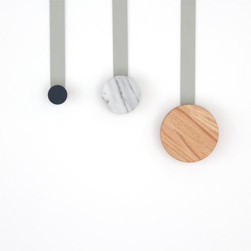 ＼11/15・16はポイント10倍／ ドアフック ハンガー M マーブル 大理石 ドアハンガー フック ドア収納 丸 天然大理石 収納 服 DESIGN BITE |  | 11