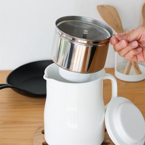 【美品】オイルポット800ml　野田琺瑯　 1回で800mlろ過できる琺瑯オイルポット ロカポ – 野田琺瑯