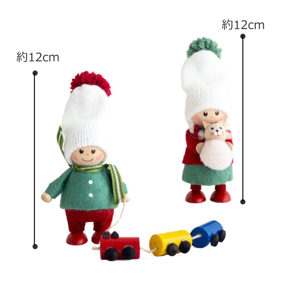 今季完売】ノルディカニッセ 2点 セット 電車のおもちゃを運ぶ男の子