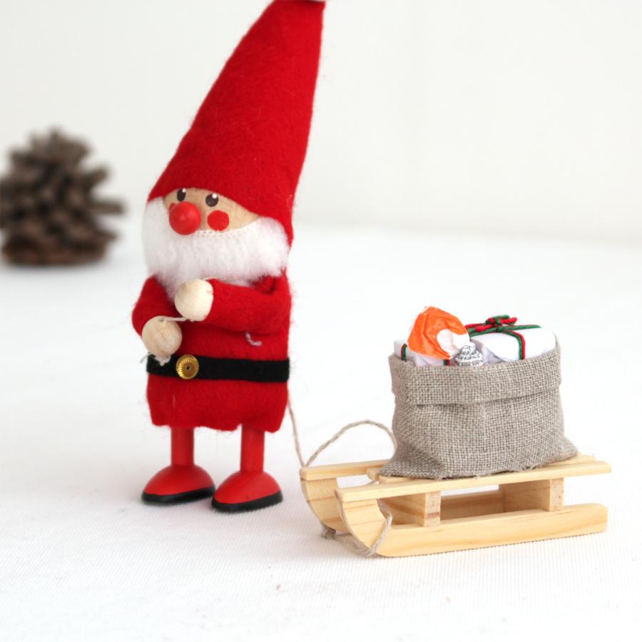 ノルディカニッセ そりを引いたサンタ フェルトシリーズ 赤 NORDIKA