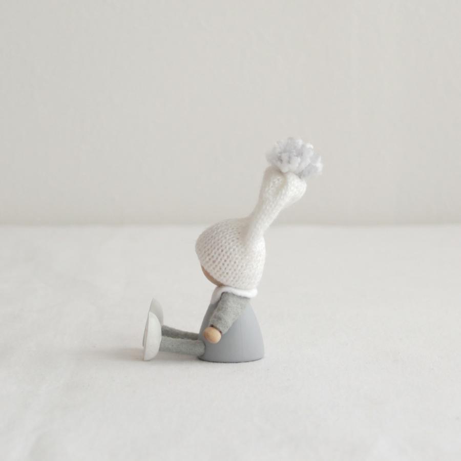 ノルディカニッセ ぺたんこ座りの男の子 サイレントナイトシリーズ