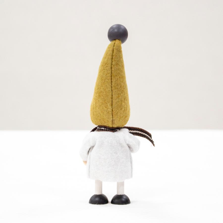 ノルディカニッセ ジンジャークッキーを持った男の子 Jule Hygge