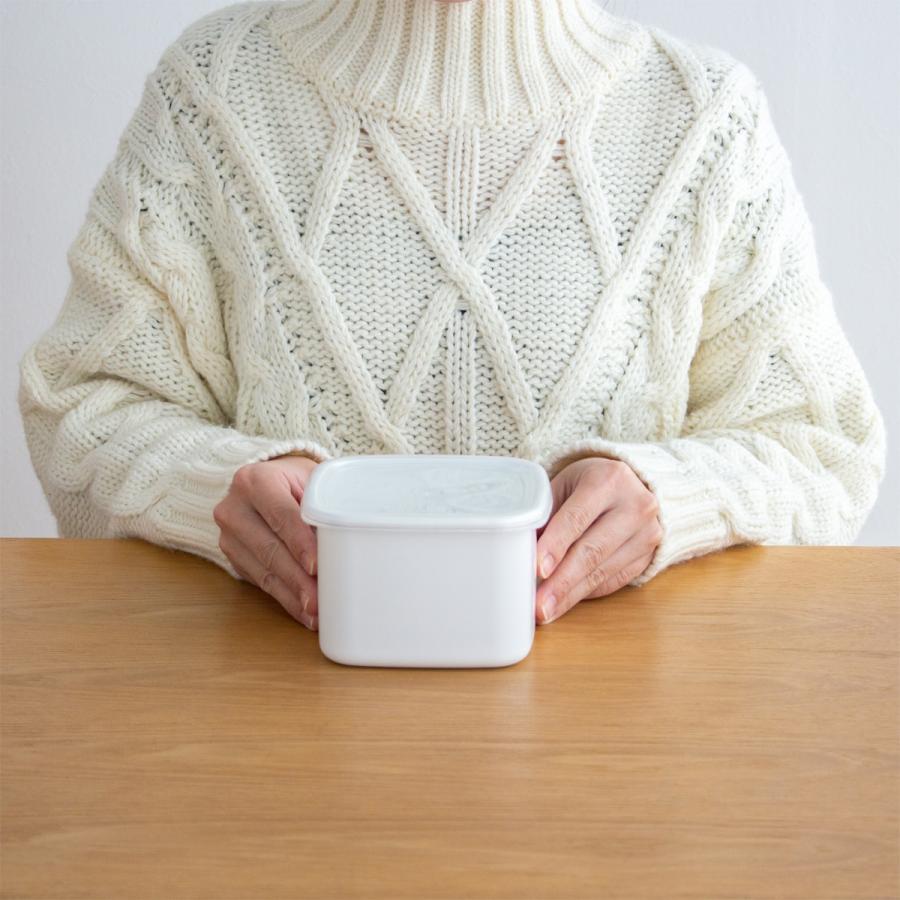 White Series ＼3/5はポイント10倍／ 野田琺瑯 スクウェア M サイズ