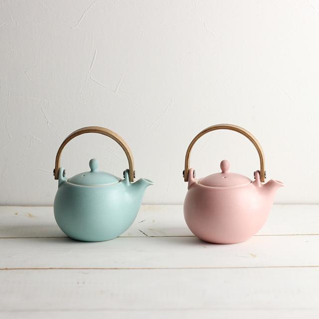 Saliu Yui 結 土瓶急須 急須 おしゃれ 日本製 かわいい 来客用 デザイン シンプル プレゼント 新築祝い 木製 二人用 大人気 取っ手 茶器 北欧 オシャレ ティーポット