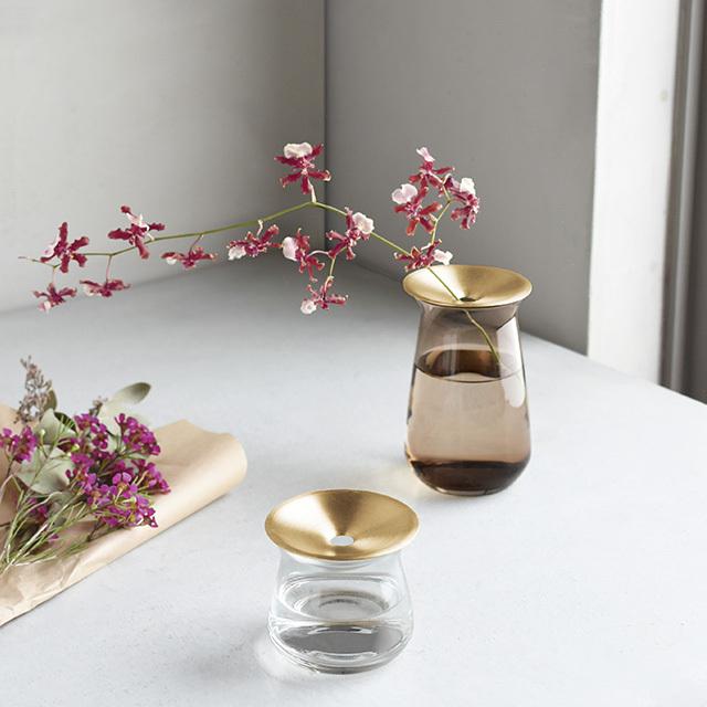 Kinto キントー Luna ベース 80 130mm 花瓶 おしゃれ フラワーベース ガラス 一輪挿し 真鍮 北欧 ブランド 小さい アンティーク 丸 水耕栽培 ルナベース Fn Favras ファブラス 雑貨 ギフト 通販 Yahoo ショッピング