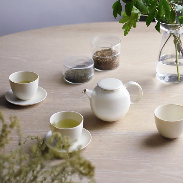 Kinto キントー Pebble カップ ソーサー 180ml ティーカップ おしゃれ セット 日本茶 中国茶 北欧 フリーカップ 日本製 かわいい 湯呑み 小皿 白 来客用 特価品コーナー