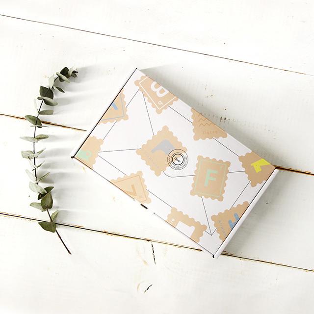 Dou Abc Stamp 008 アルファベット 英語 おもちゃ カード 木製 おしゃれ 木 幼児 ローマ字 覚える 勉強 知育 玩具 おすすめ 子供 文字 人気 手紙 出産祝い Fn Favras ファブラス 雑貨 ギフト 通販 Yahoo ショッピング