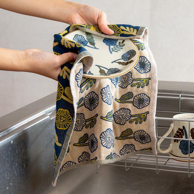 Kukka Lokki クッカロッキ 3重ガーゼふきん(キッチンクロス 北欧 おしゃれ 食器拭き ふきん 布巾 おすすめ かわいい キッチン クロス 台ふきん 布 綿 ガーゼ) :FN00886:FAVRAS-ファブラス 雑貨ギフト - 通販 - Yahoo!ショッピング Kukka Lokki クッカロッキ 3重ガーゼふきん(キッチンクロス 北欧 おしゃれ 食器拭き ふきん 布巾 おすすめ かわいい キッチン クロス 台ふきん 布 綿 ガーゼ) :FN00886:FAVRAS-ファブラス 雑貨ギフト - 通販 - Yahoo!ショッピング