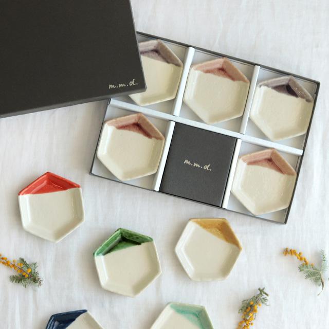 V6 解散記念品(非売品) 豆皿セット６枚組 m.m.d. 六角豆皿5枚セット ギフトボックス入り(結婚祝い プレゼント