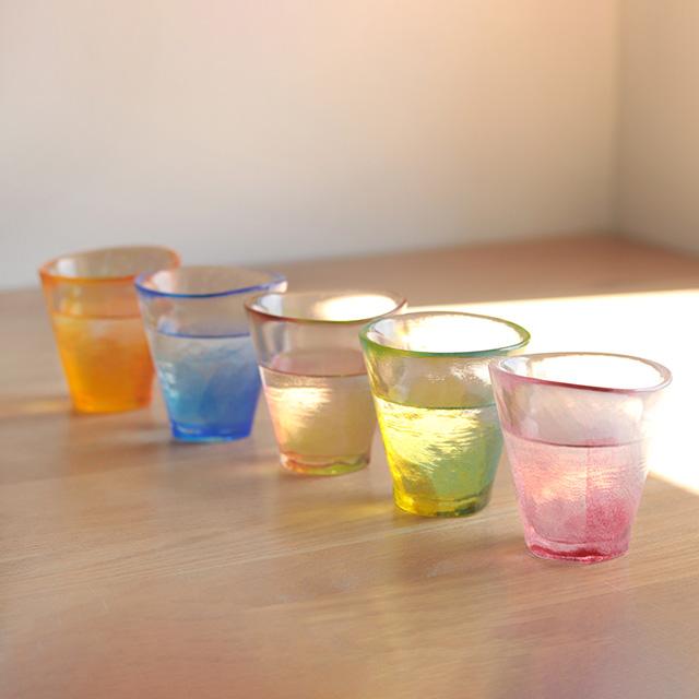 日本のアーティストの手作りグラスカップ ボーカルから口移しごくごくコップ / ジュースごくごく倶楽部