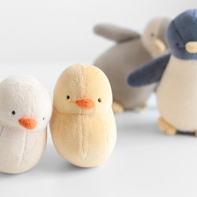 エルメスの子供向け(鈴入りなので振ると鳴ります)ぬいぐるみです。 エルメスの子供向け(鈴入りなので振ると鳴ります)ぬいぐるみです。