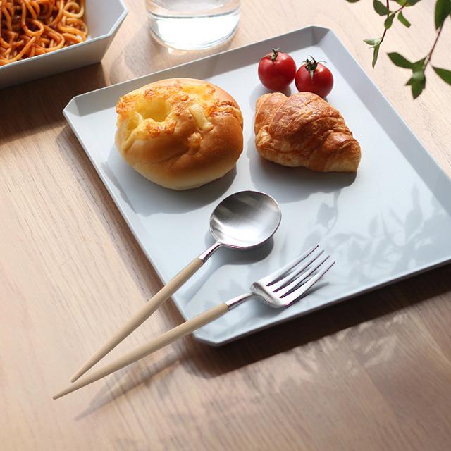 Cutipol GOA クチポール ゴア アイボリー ディナーフォーク GO04IV