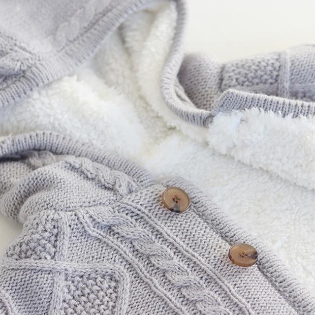 Nouer des liens ケーブルニットポンチョ A80872(アウター ケープ