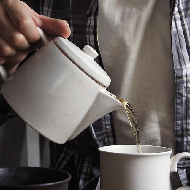 CHIPS ANCIENT POTTERY Pot(ティーポット 陶器 白 北欧 おしゃれ