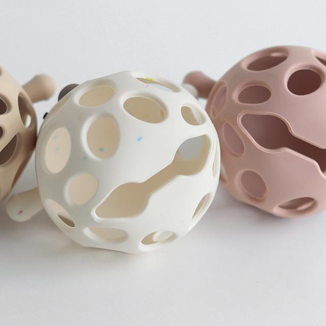 fika cocco ball(ベビーボール シリコーン 赤ちゃん おもちゃ ファーストトイ 出産祝い ギフト プレゼント おしゃれ かわいい 男の子 女の子 シリコンボール) | fika（ベビー） | 03