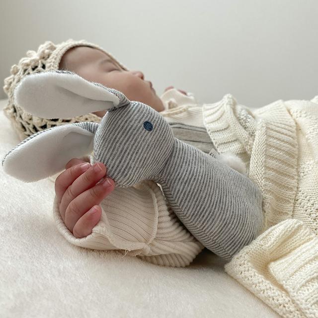 fika（フィーカ） fika rabbit rattle USA(ラトル 赤ちゃん おもちゃ
