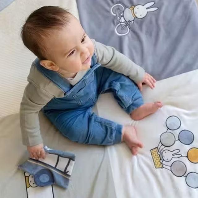 Miffy（ミッフィー） プレイマット フラッフィー(赤ちゃん プレイ