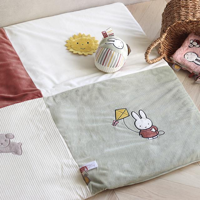 Miffy（ミッフィー） プレイマット フラッフィー(赤ちゃん プレイ