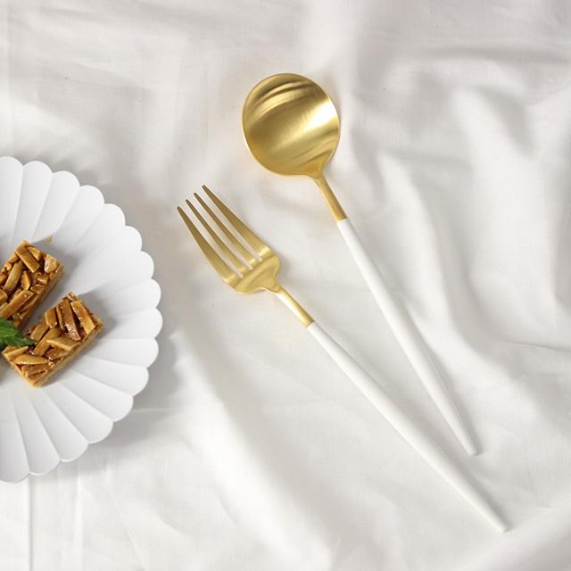 Cutipol（クチポール） Cutipol GOA ゴア ホワイトマットゴールド