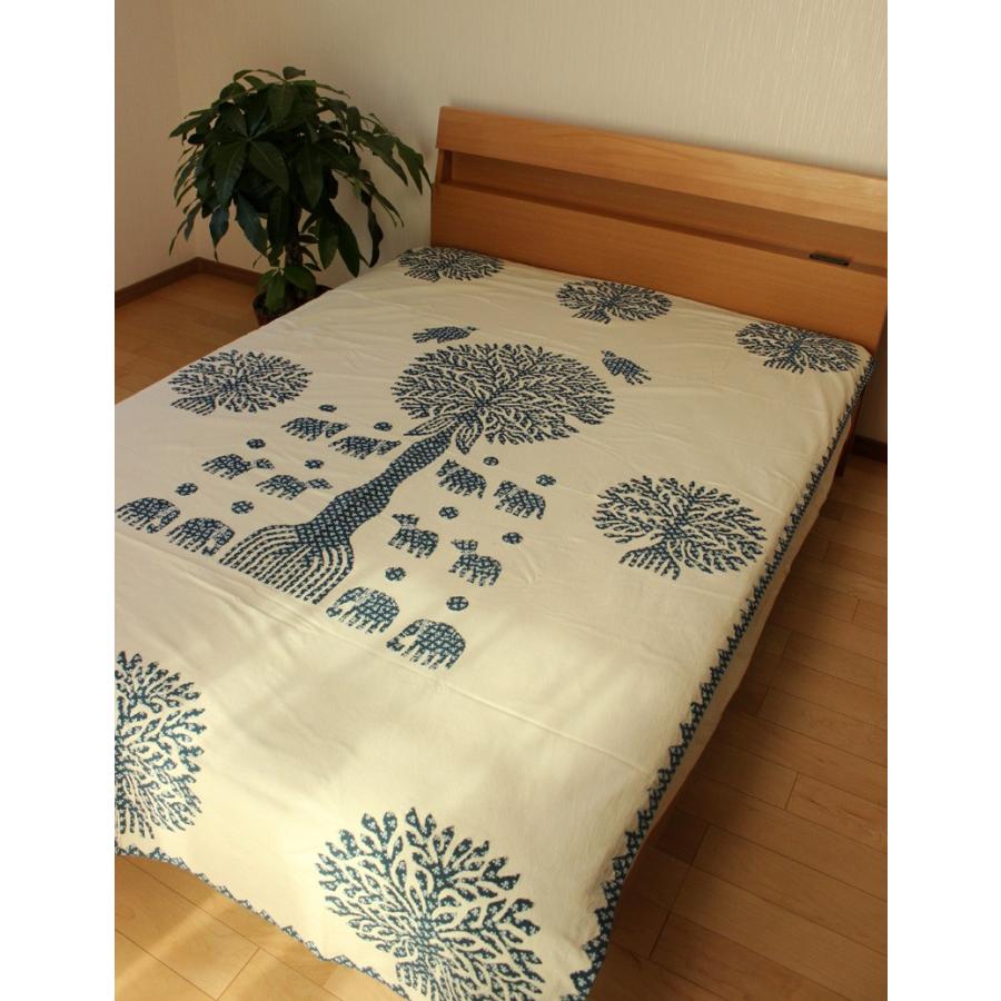 マルチカバー ハンドメイド 刺繍 150×225cm ブルー パッチワーク マルチカバー ハンドメイド 刺繍 150×225cm ブルー パッチワーク
