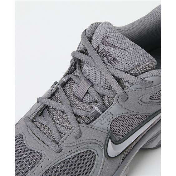 NIKE（ナイキ） カジュアルスニーカー V5 RNR 26.0-30.0cm 大きい