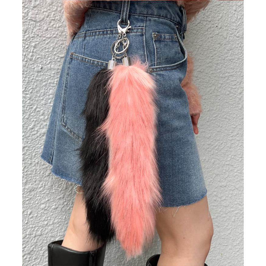 DSQUARED2 リアルファー しっぽ キーホルダー しっぽキーホルダー フェイクファー チャーム ストラップ 尻尾