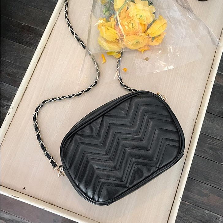 新品 シンプル 軽量 韓国 鞄 カバン カジュアル ポシェット チェーンバッグ 韓国ショルダーバッグ チェーンポシェット | ミニミニストア